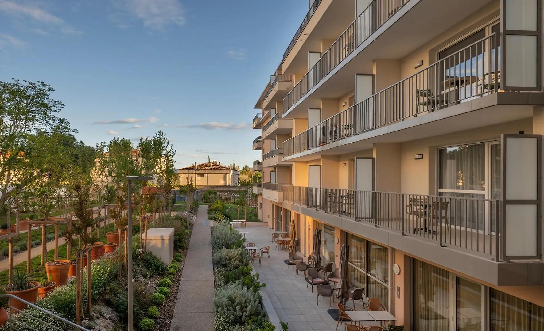 Apartmanhotel Domitys - L'Amandier Aix-en-Provence Franciaország